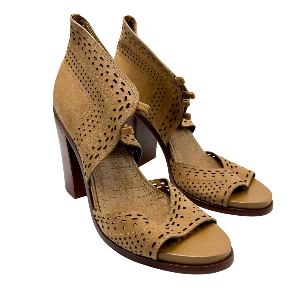 Gianni Bini Gypsie Daze Sandals 9.5M Tan Leather Lace Up Block Heel Boho (READ))